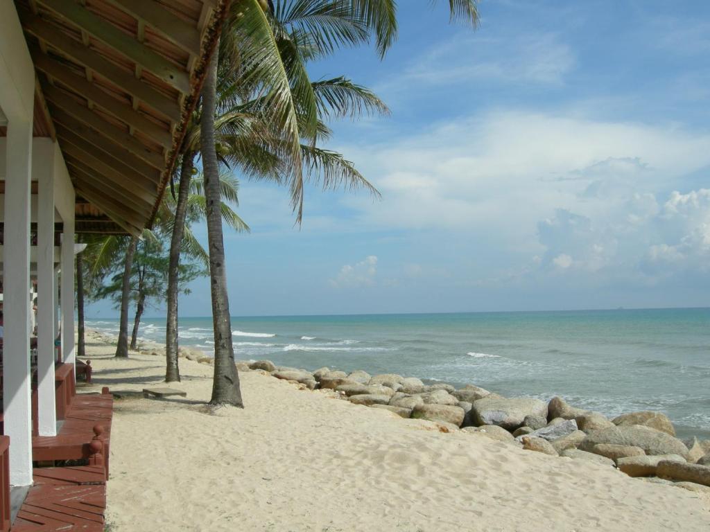 Sutra Beach Resort photo