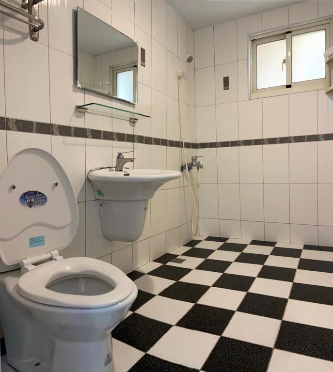 J Lin Hostel photo