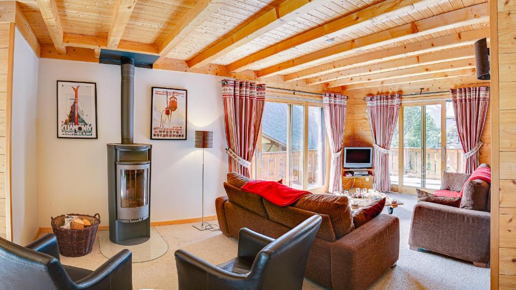 Tarine - Chalet - BO Immobilier- Châtel Multipass Activités Été 2026 offert par votre hôte - 2