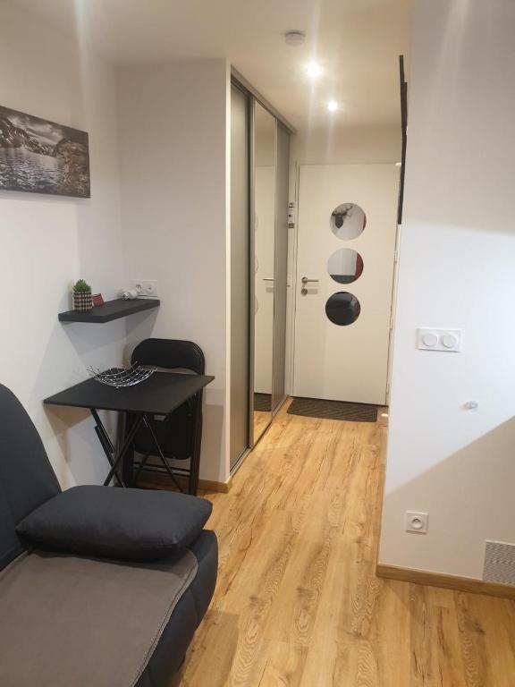 Le 211,ski et randonnée, WIFI, lave linge , ascenceur,parking gratuit - 5