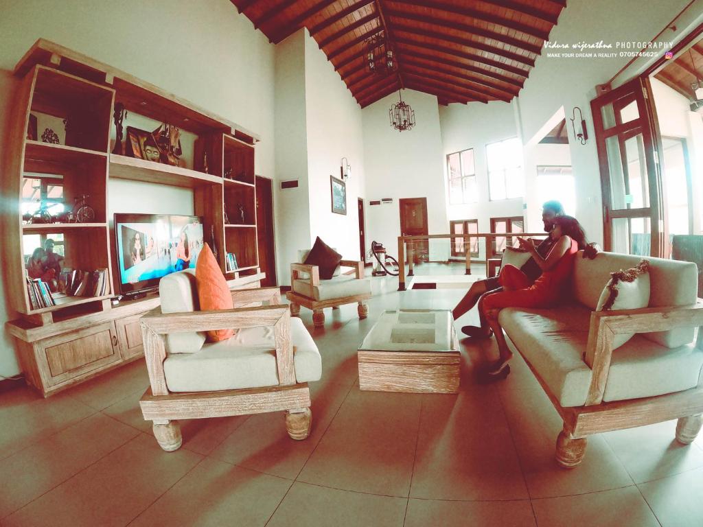 Shared lounge/TV area
