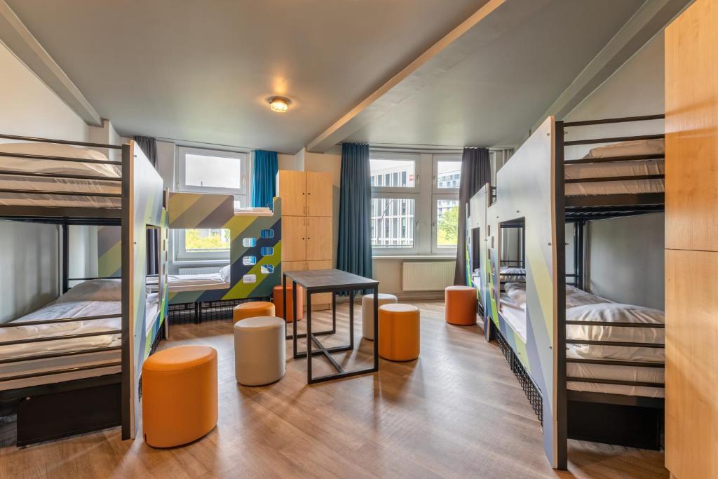 Hotel Room 2