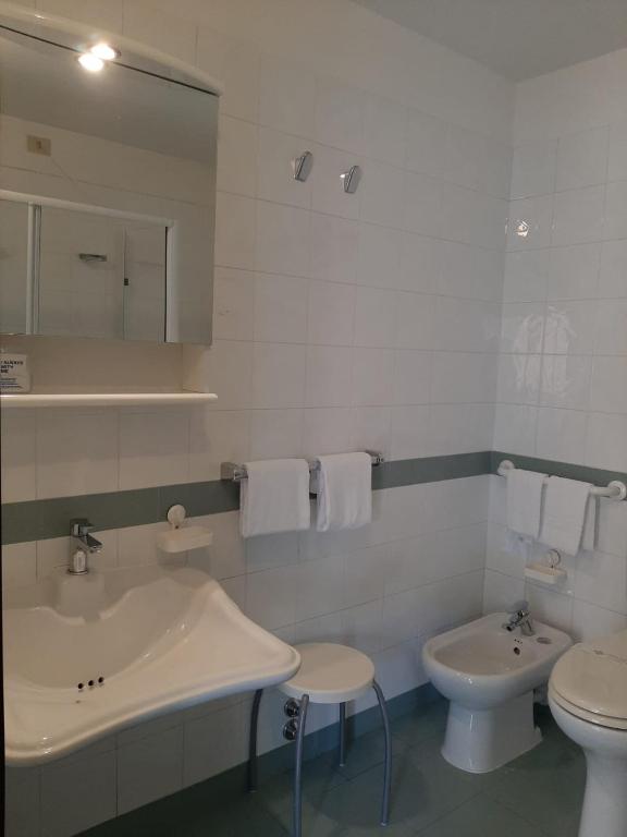 Hotel Tirreno photo