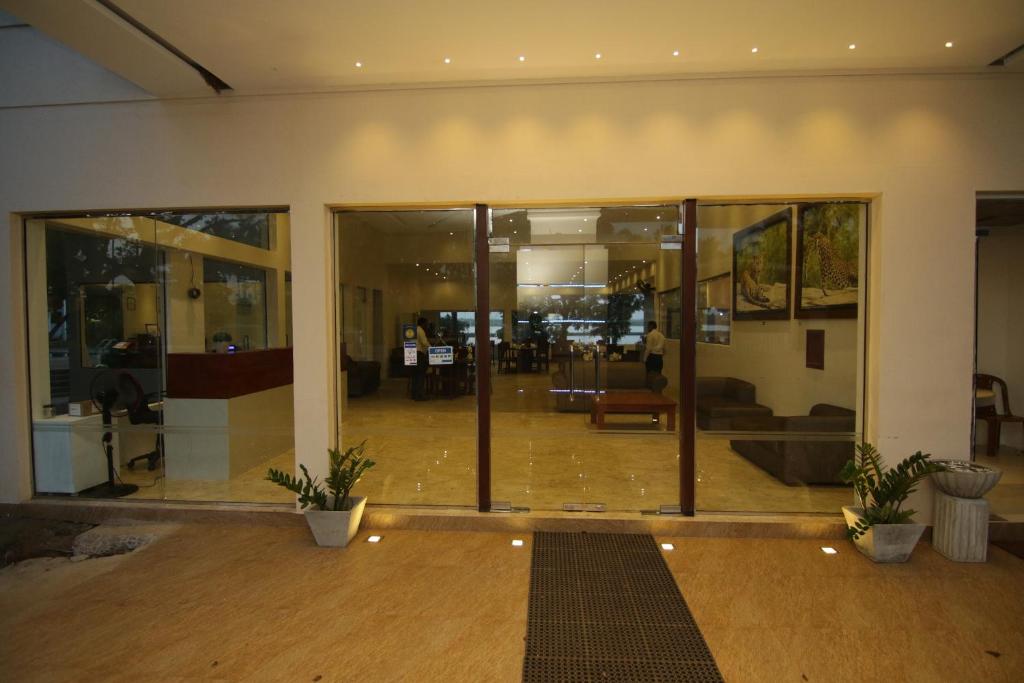 Jade Green Hambantota photo