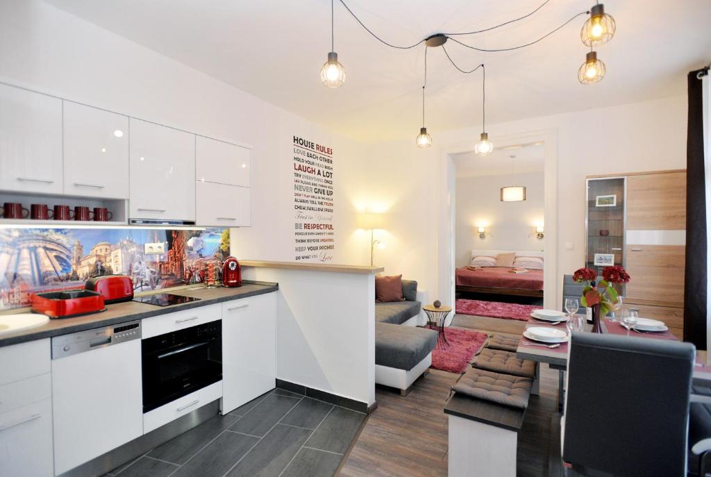Kitchen, Nobilis Apartman Eger in Eger