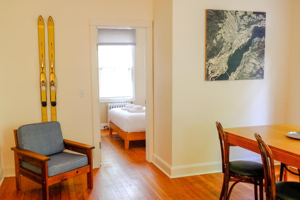 Facilities, Dancing Bear Inn in Nelson (BC)