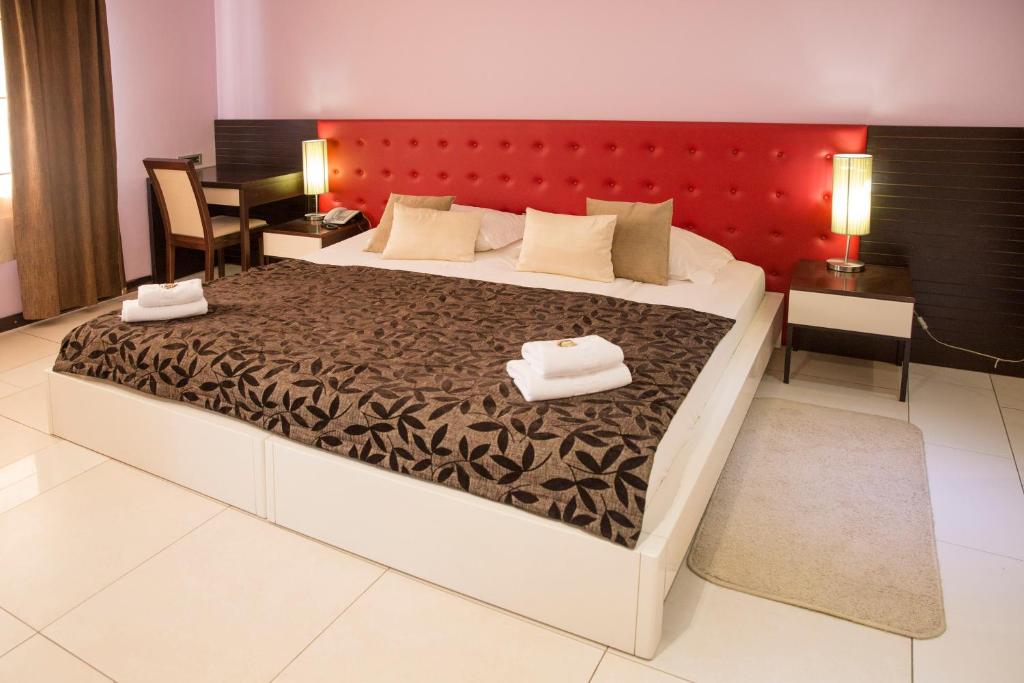 Garni Boutique Hotel Arta photo