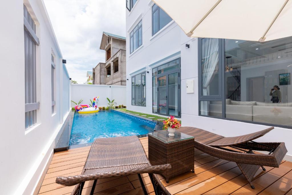 Palm Villa 10 Luxury Pool Villa 6 Rooms photo