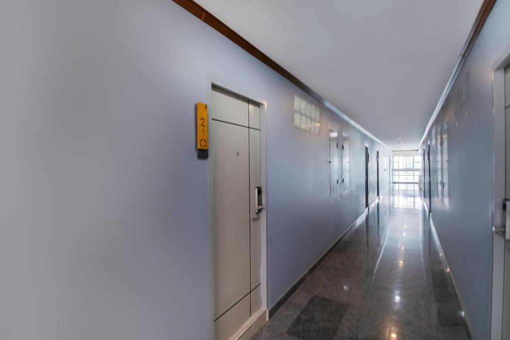 フロント・ロビー