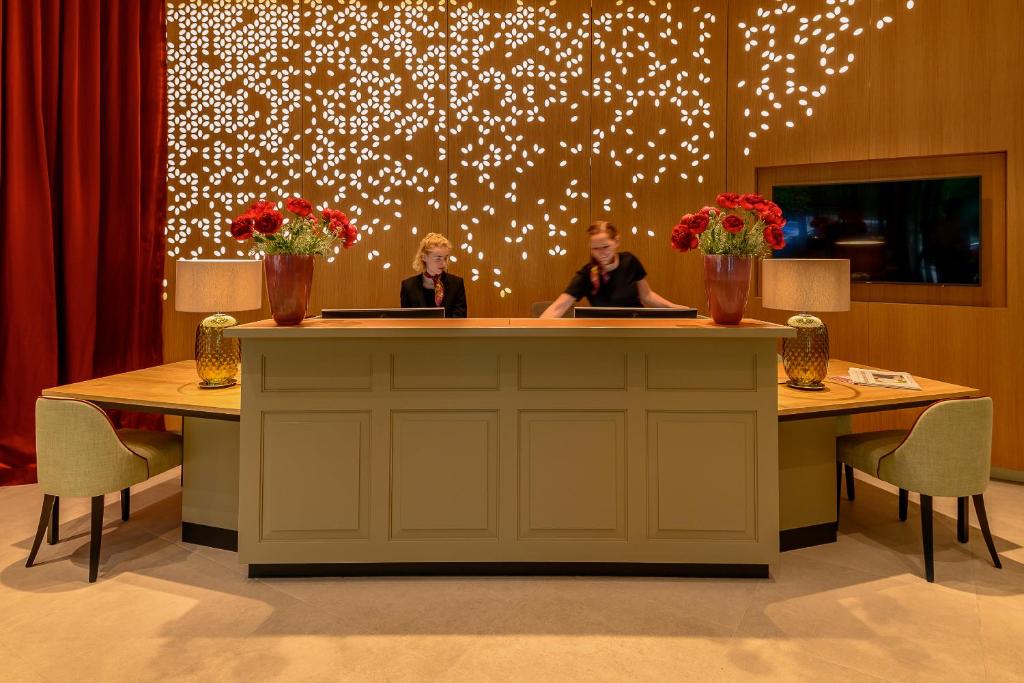 ホテル ロットホフ ボーゲンハウセン (Hotel Rothof Bogenhausen) フロント・ロビー