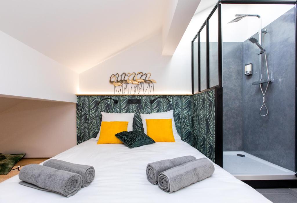 Duplex : Plage 300m, Clim, Netflix photo