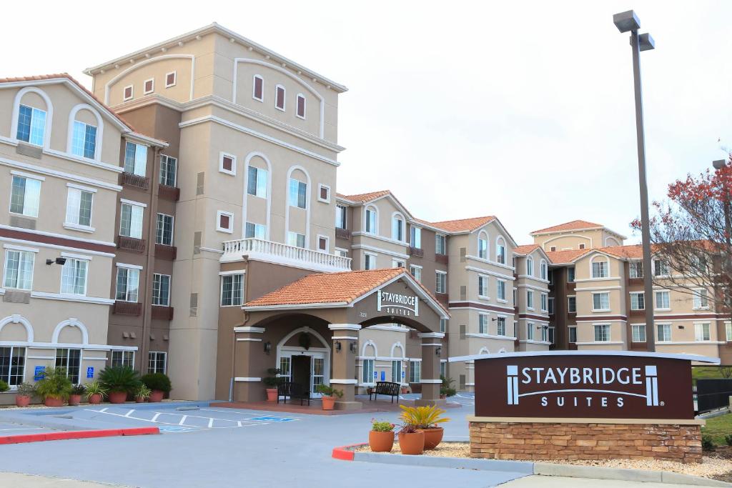 Staybridge Suites Silicon Valley - Milpitas photo