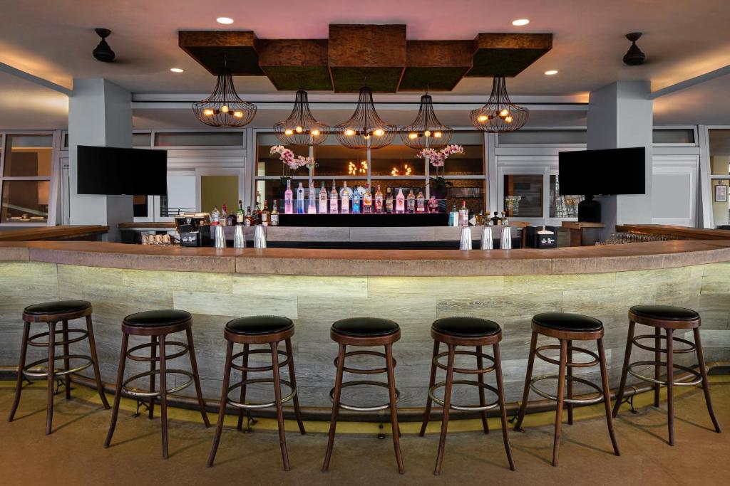 Pub/Lounge