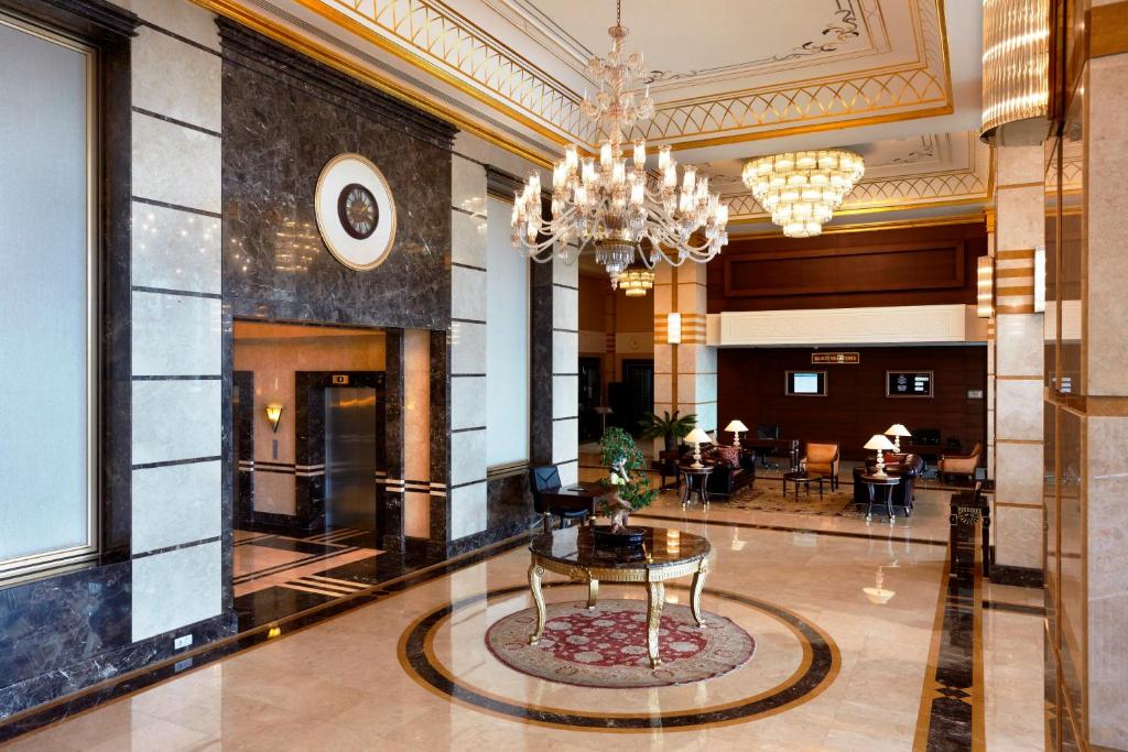 คราวน์ พลาซ่า อิสตันบูล เอเชีย บาย ไอเอชจี (Crowne Plaza Istanbul Asia By IHG)