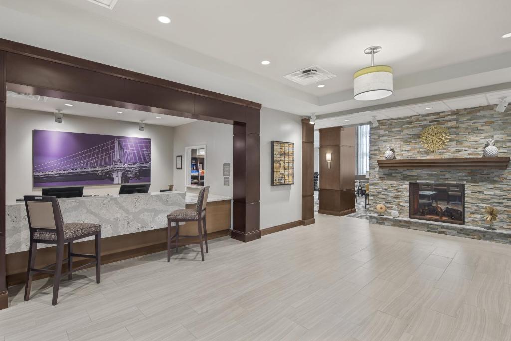 Staybridge Suites Florence - Civic Center photo