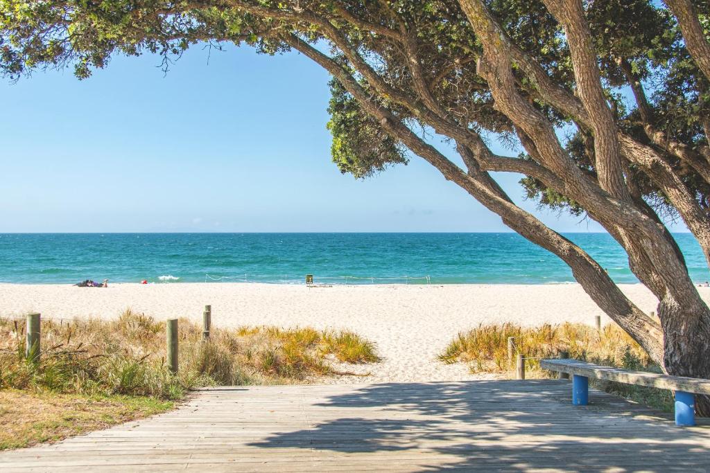 Mt Beach Retreat - Mt Maunganui Holiday Home photo
