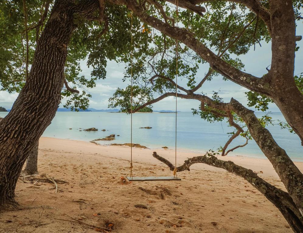 Island Escape Burasari — Coconut Island, Phuket Province