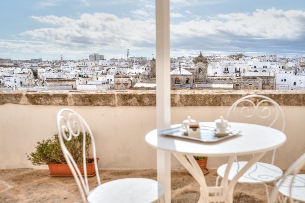 Balcony/terrace, Hotel La Terra in Ostuni