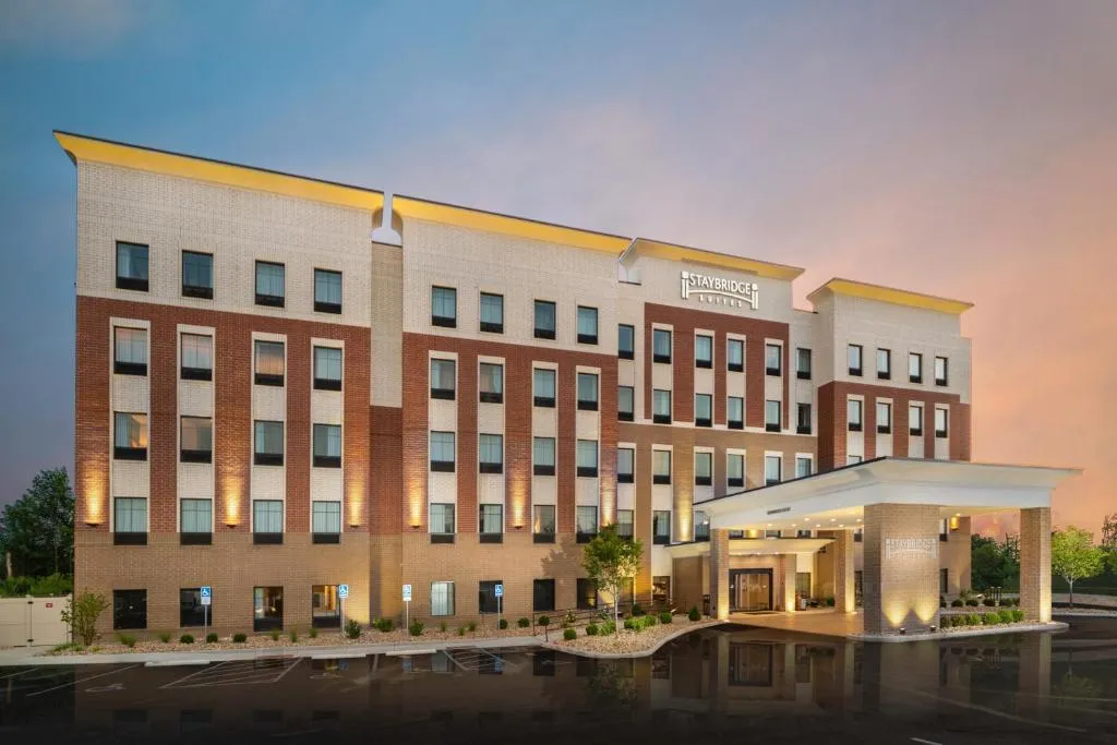 Staybridge Suites Florence - Cincinnati South by IHG，位于弗洛伦斯的酒店