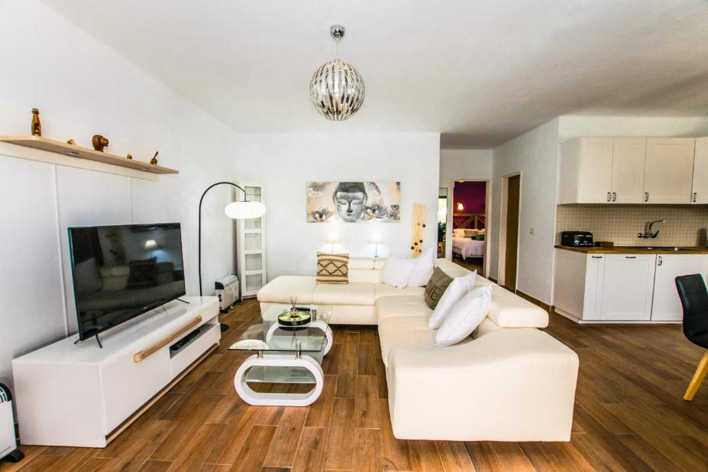 Las Terracitas Ten - LH214 By Villas Now Ltd - 3
