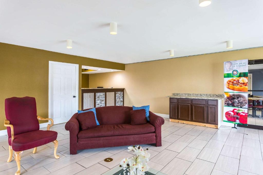 Blues Traveler Inn Hotel photo