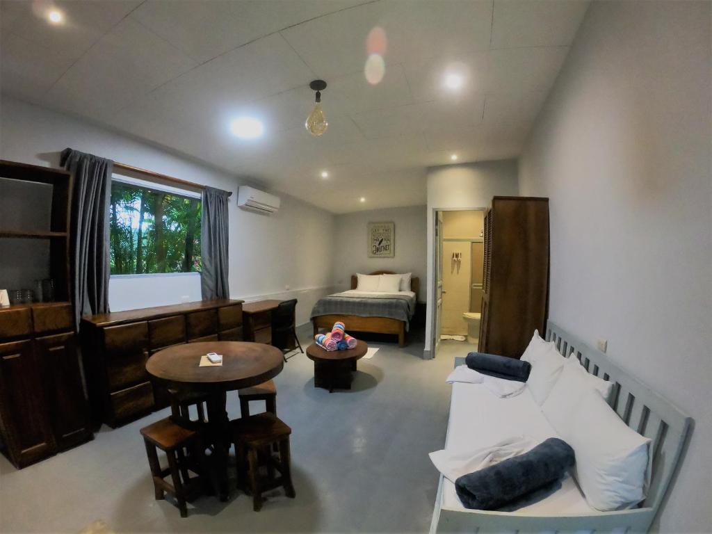 Studio with Garden View