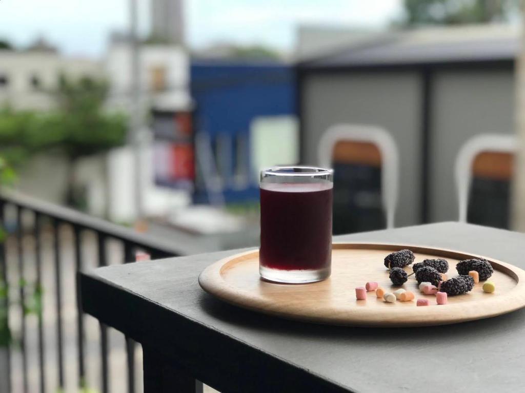 อาหารและเครื่องดื่ม