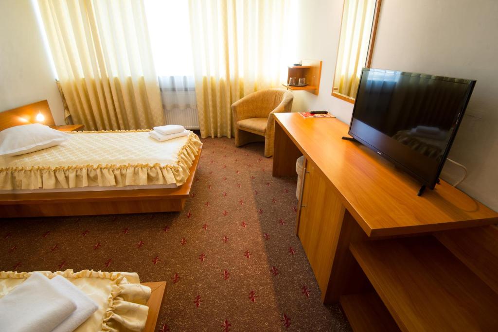 Hotel Victoria photo