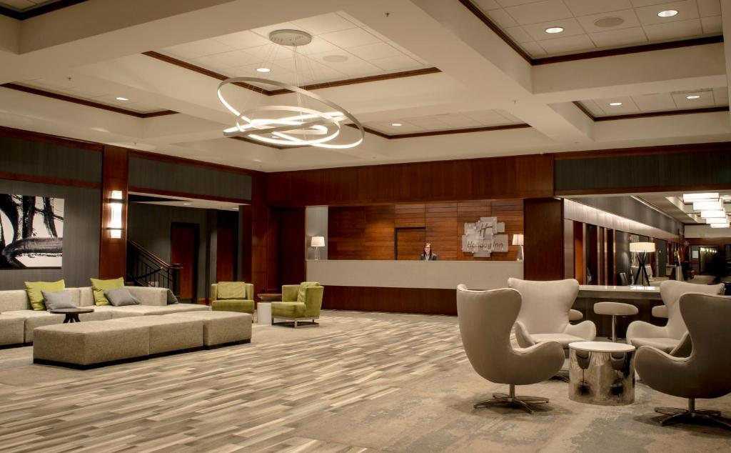 Holiday Inn Fargo photo