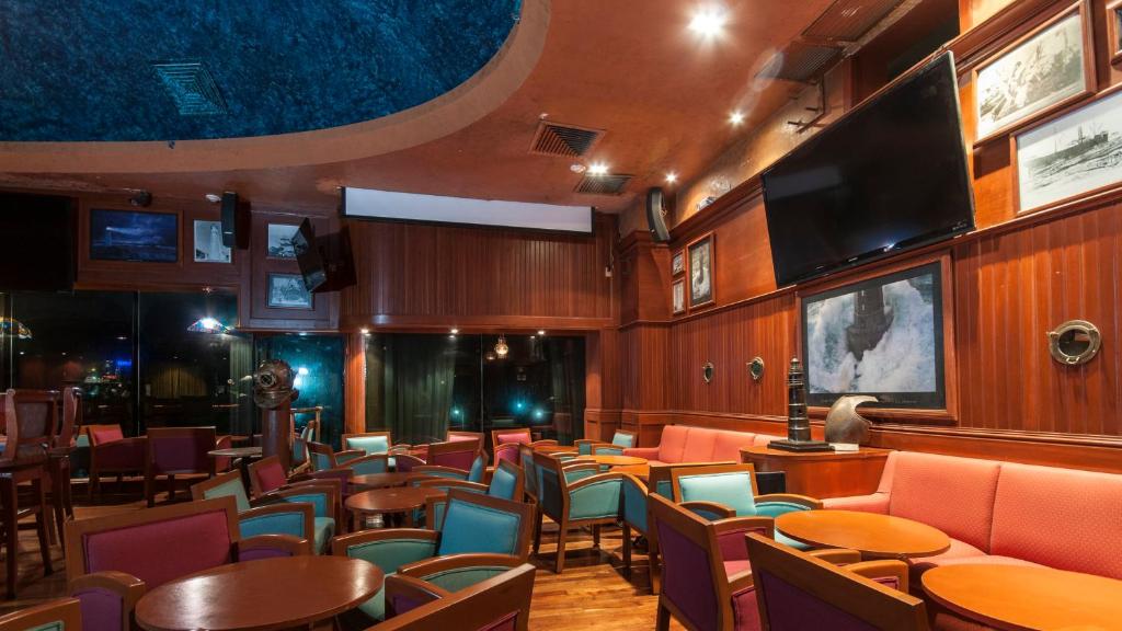 Bar/lounge