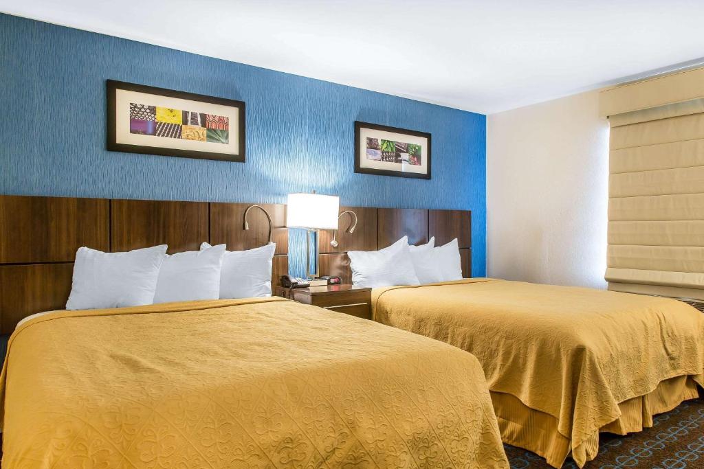 Quality Inn & Suites Middletown - Newport Photo 29