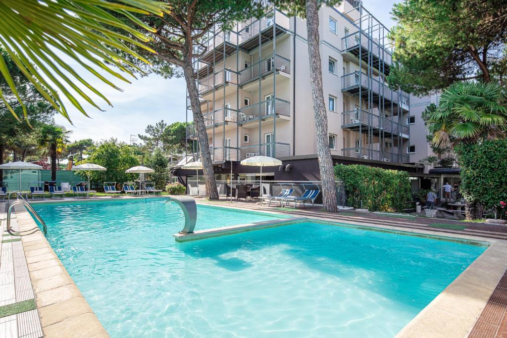 Hotel Martini - 1