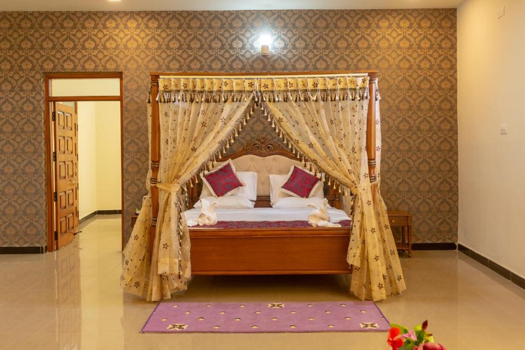 KSTDC Hotel Mayura Krishna Almatti — Hotel in Badami