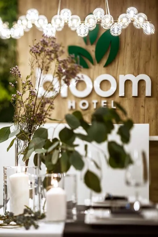 Bloom Hotel Airport Okęcie，位于拉辛的酒店