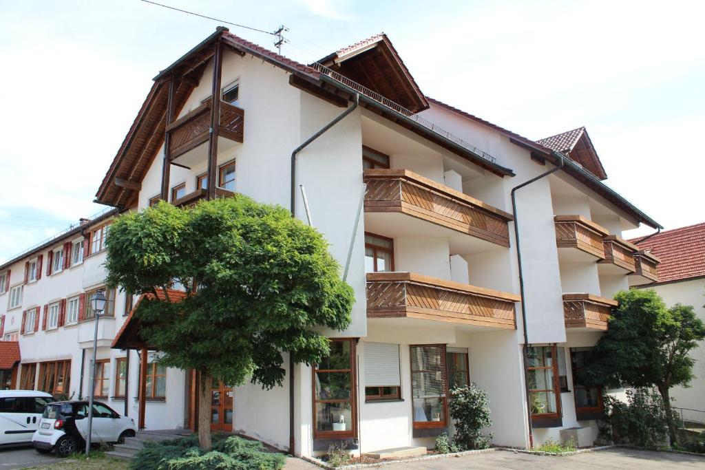 Landhotel Hirsch — Hotel in St Johann