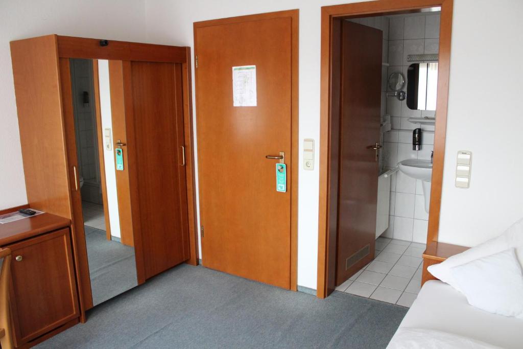 Landhotel Hirsch photo