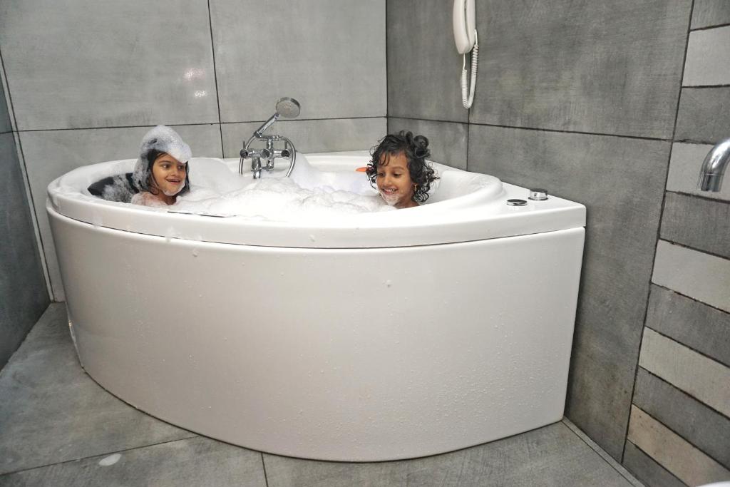 La Niebla Farm Resort photo