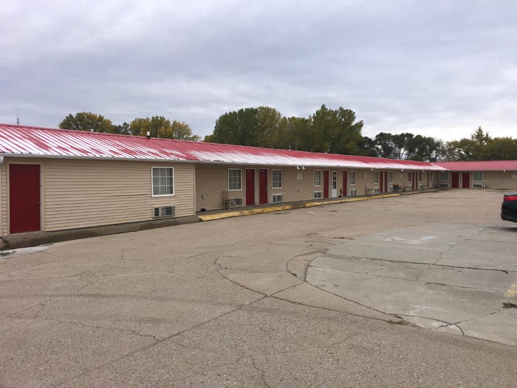 BIG 12 MOTEL photo