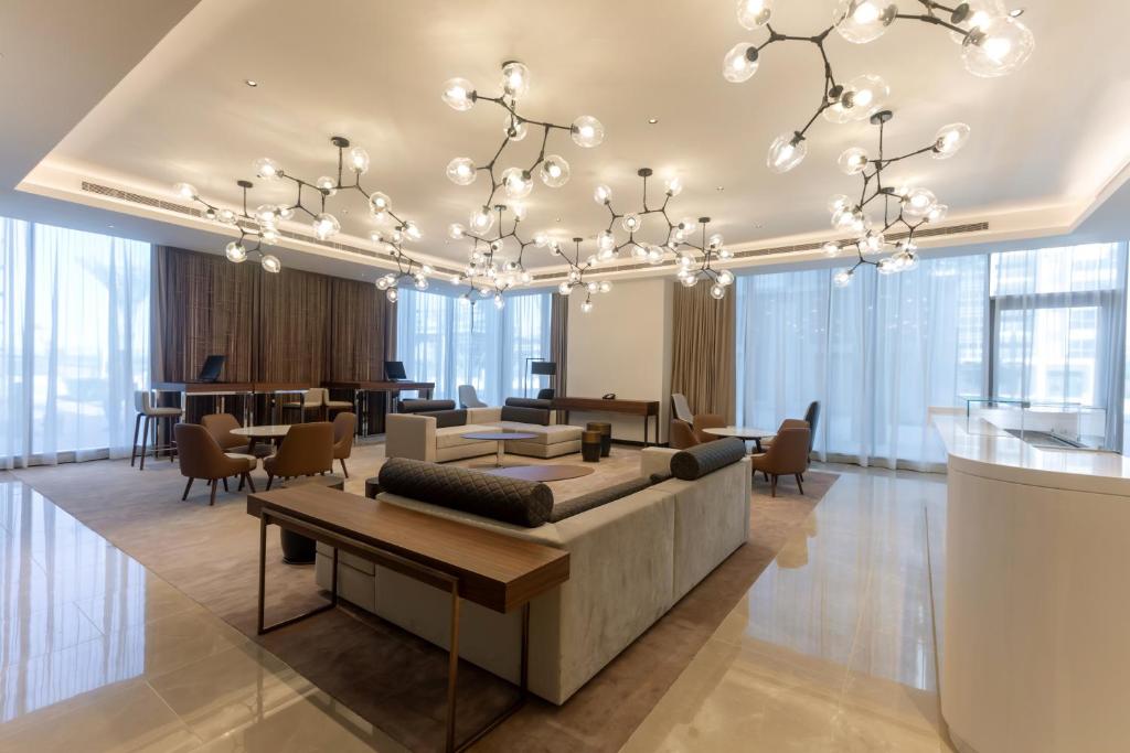 Novotel Dubai Gold District — Restaurant & bars in Dubai