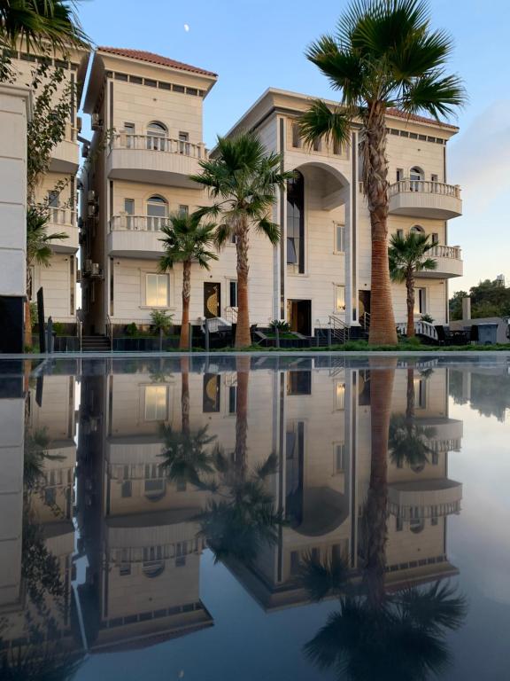 Golden White Hotel photo