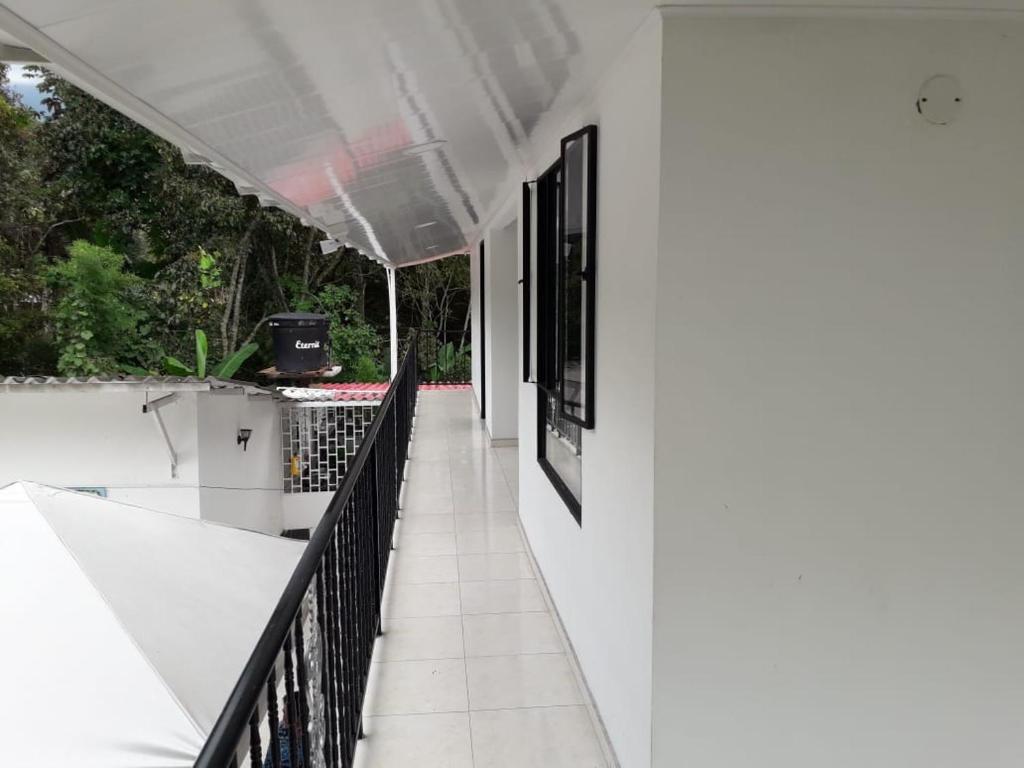 HOTEL LAS BRISAS