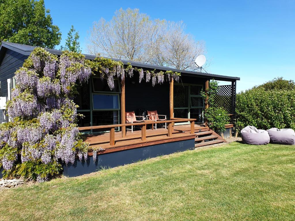 Fairway Cottage photo