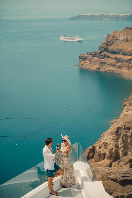Symphony Suites Santorini photo