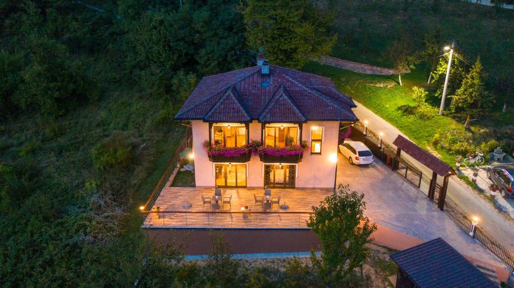 The View Apartment, Visoko