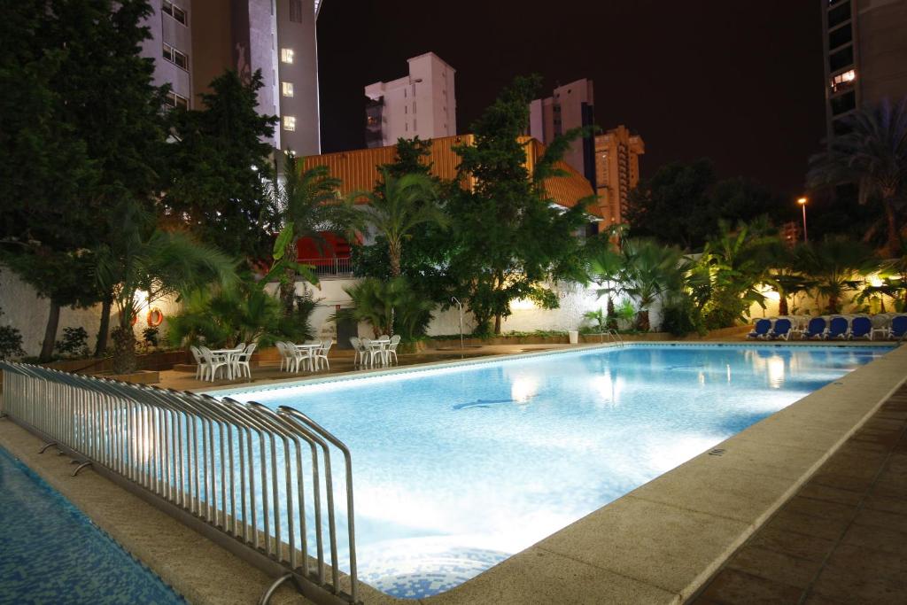 Hotel Perla — Swimming pool in Benidorm, Valencian Community