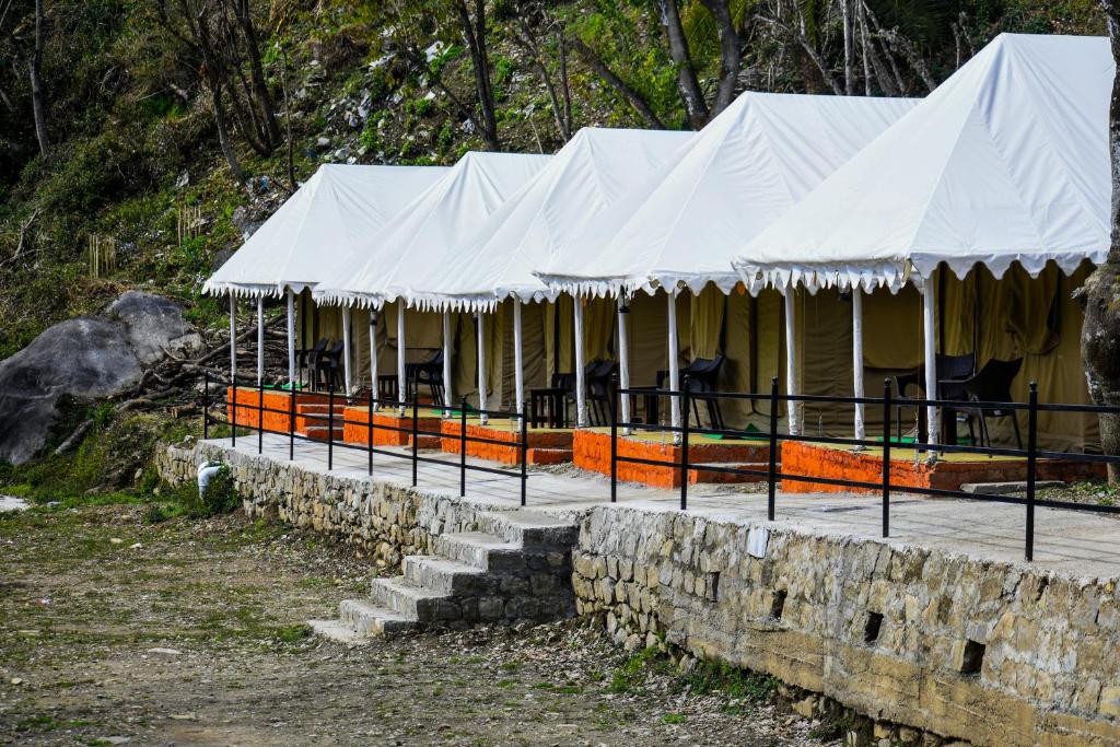 LivingStone Riverside Camping Bir photo