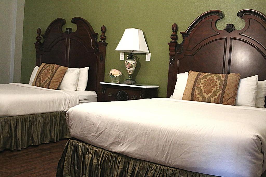 New World Inn – Pensacola, FL
