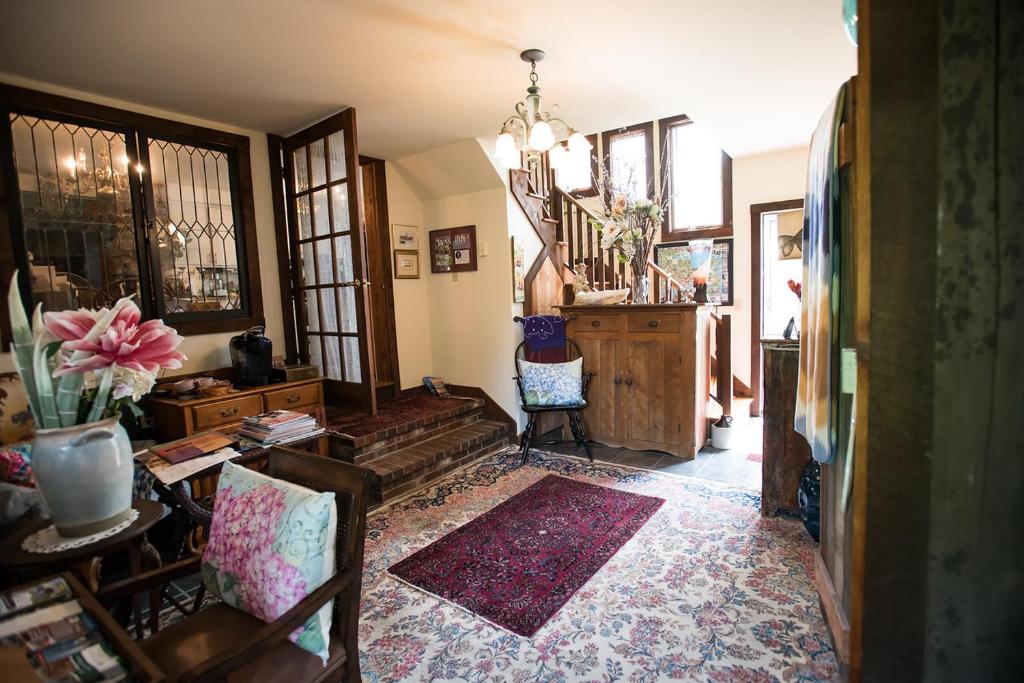 Gardenview Bed and Breakfast photo