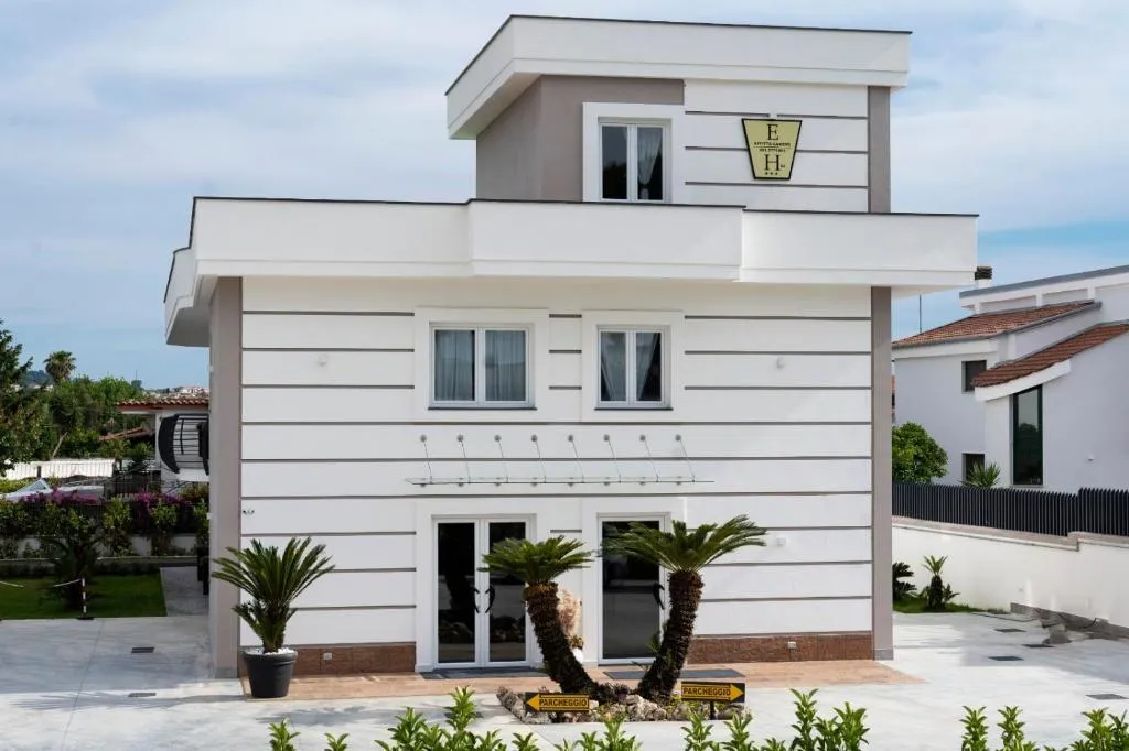 Hotel Elite, hotel v destinaci Varcaturo