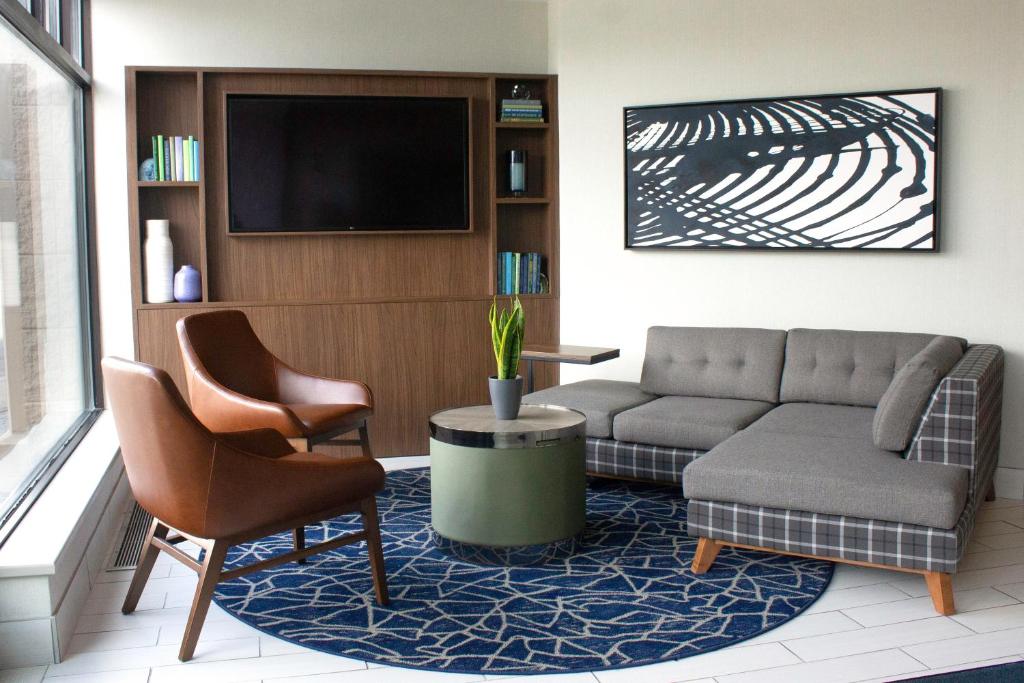 Holiday Inn Express & Suites Cambridge by IHG 外観